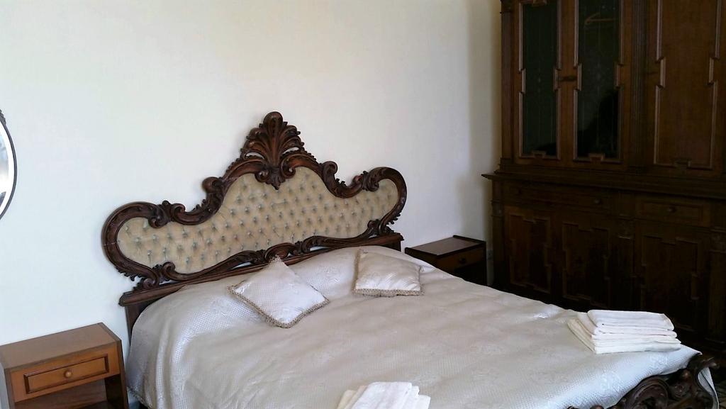 Hotel Fiore Di Loto Capannori Exterior foto